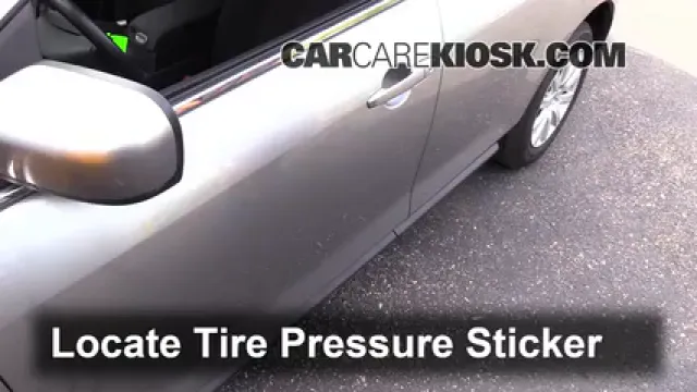 2011 Mazda CX-7 Sport 2.5L 4 Cyl. Tires & Wheels Check Tire Pressure